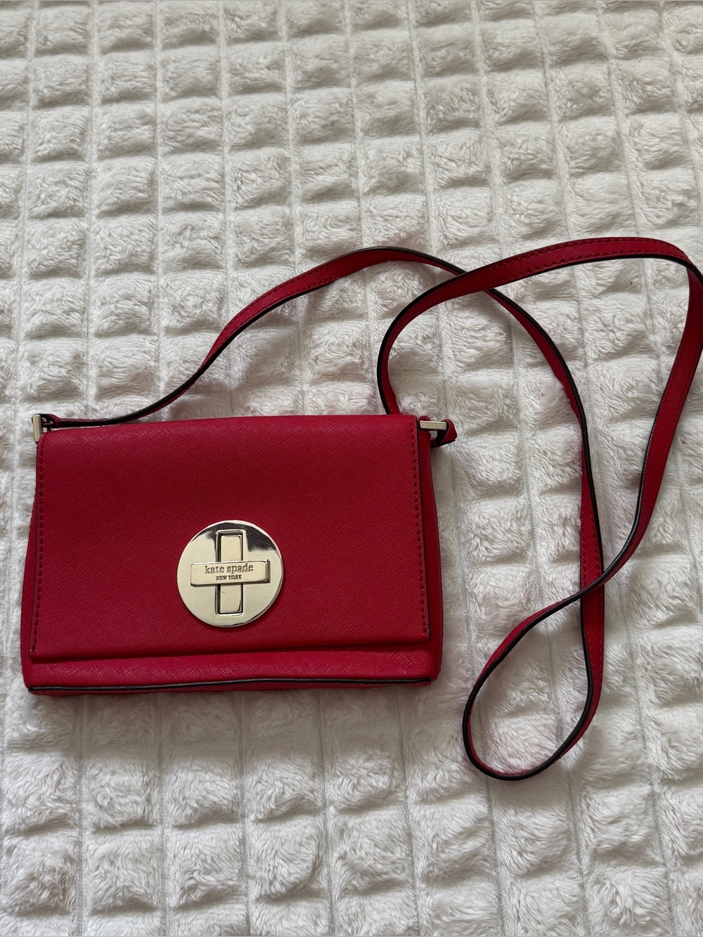 Kate Spade Sally Newbury Lane Crossbody Bag Handbag Pillbox Red Saffiano Leather